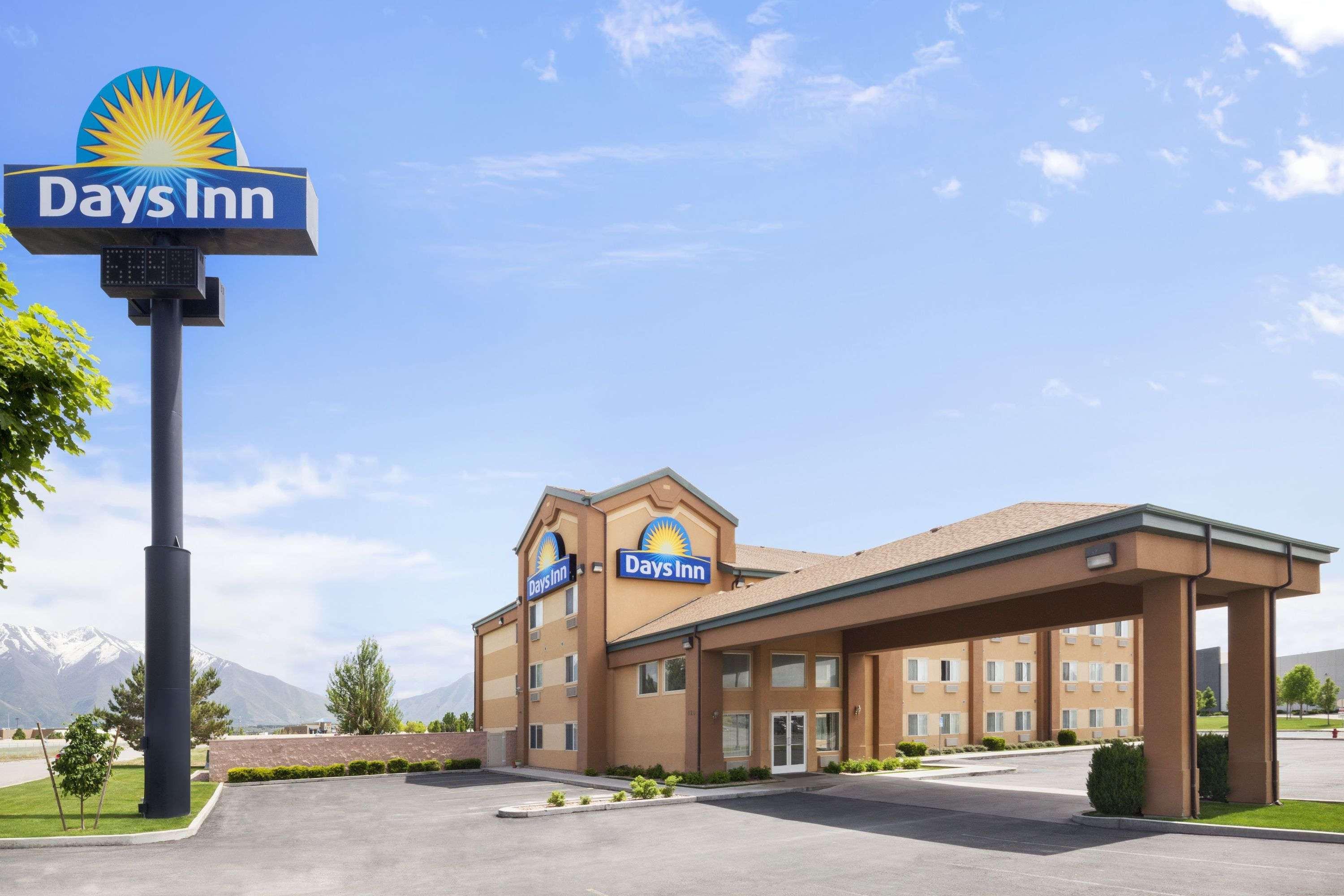 Days Inn By Wyndham Springville Exterior foto