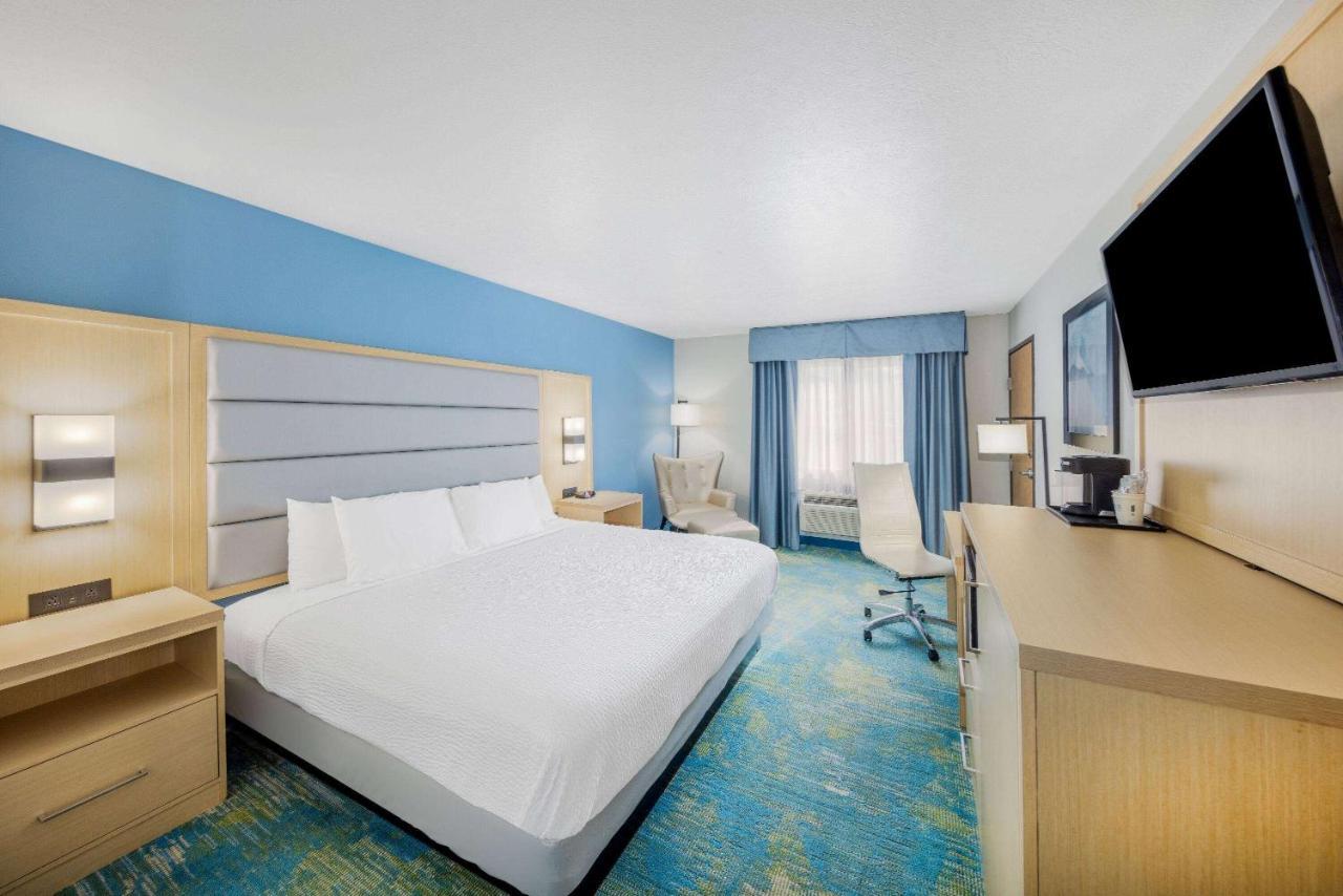 Days Inn By Wyndham Springville Exterior foto
